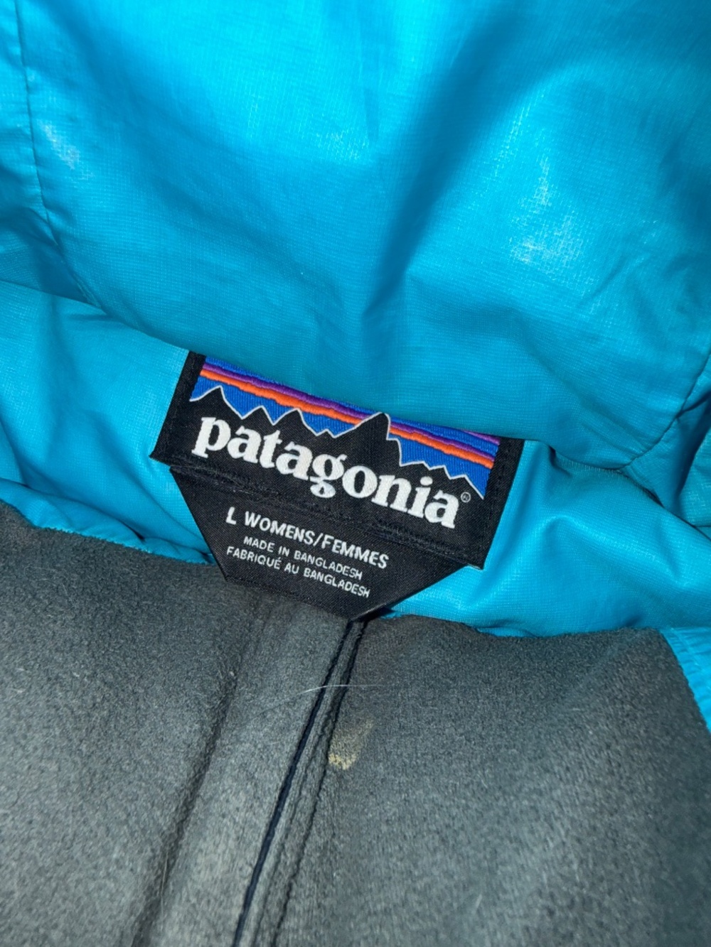 Patagonia Women’s down sweater hoody puffer coat - Picture 2 of 7